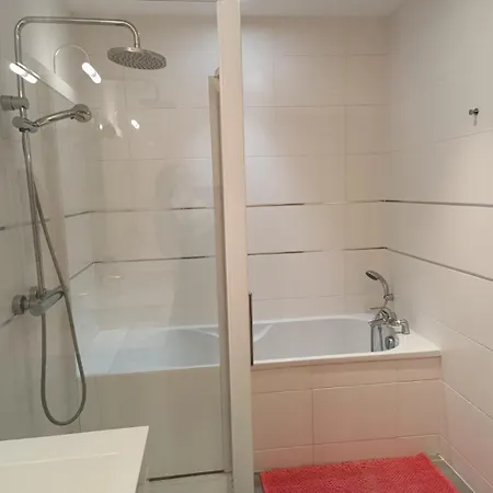 Patio D'azur Toit Terrasse De Gamme 3 Ch Jacuzzi Coeur De Et Апартаменты Сен-Рафаэль